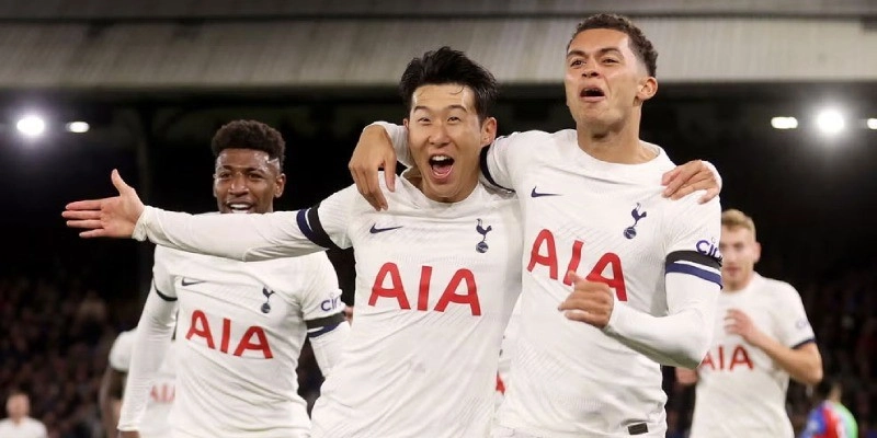 Son Heung-min là một trong số những cầu thủ xuất sắc nhất Spurs
